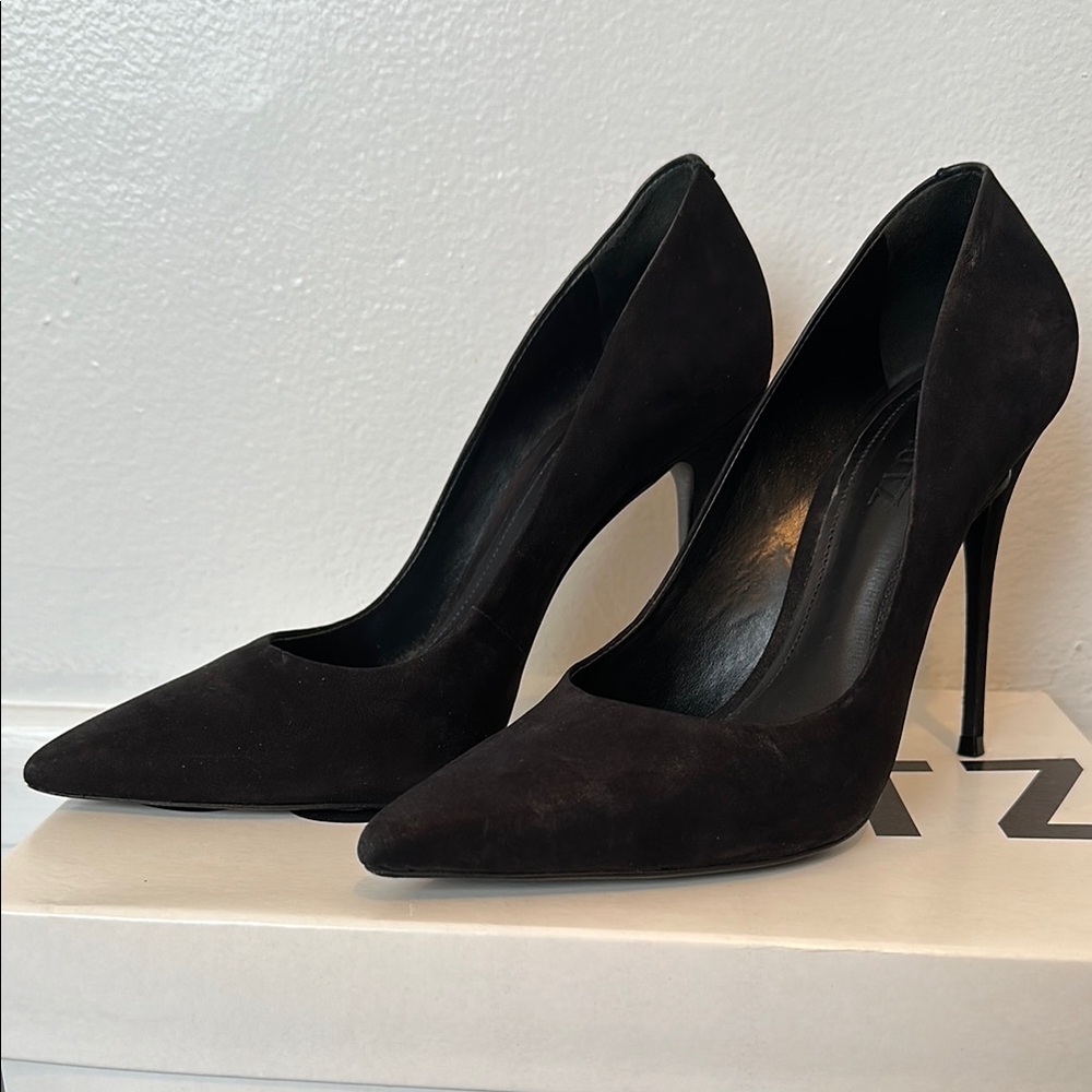 SCHUTZ black suede pumps